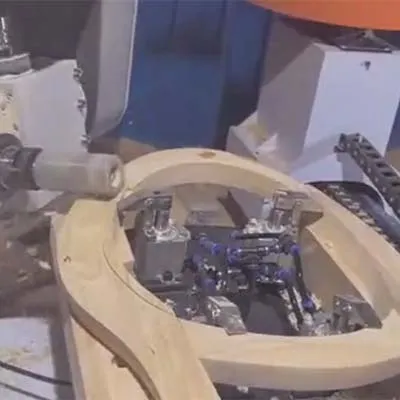CNC centre d'usinage 5 axes à deux tables pour le bois