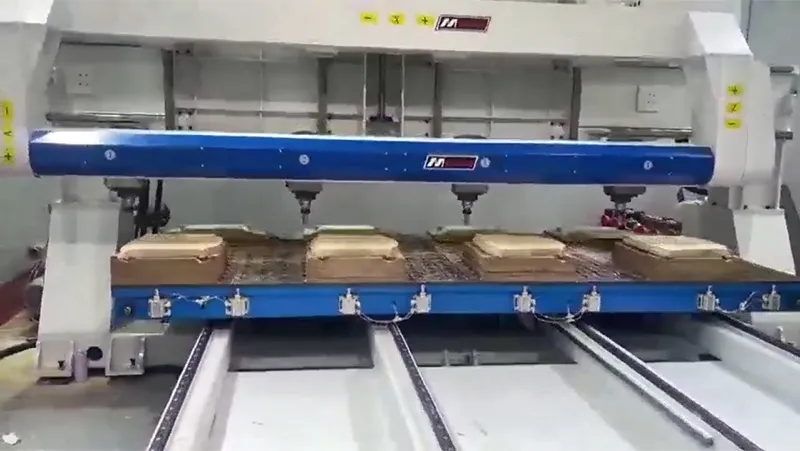 CNC centre d'usinage 5 axes à quatre tables pour le bois