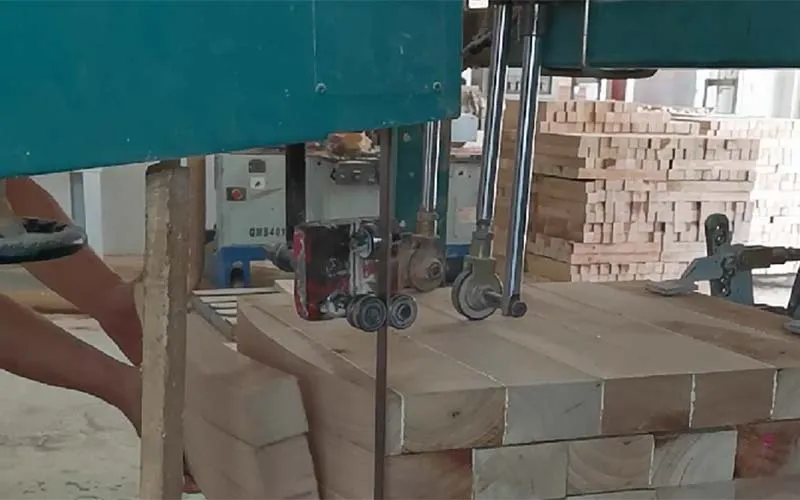 CNC Scie à ruban
