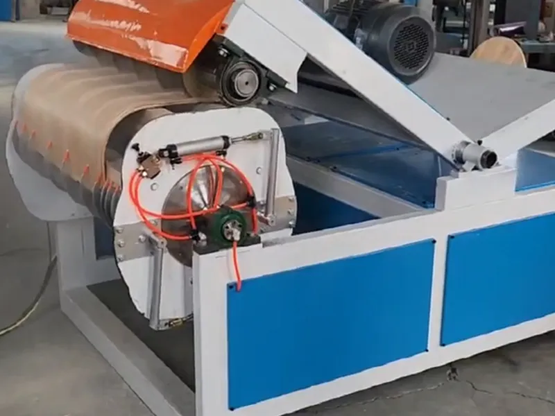 CNC Scie à ruban pour les coupes en courbes du bois