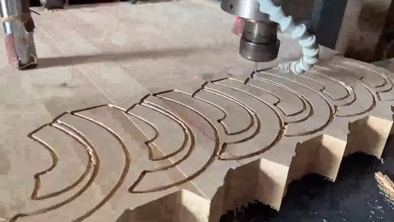 CNC machine de découpe haute précision pour le bois