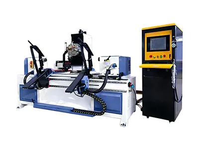 Tour à bois CNC 5 axes