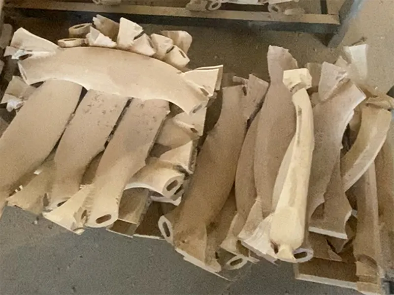Ligne de production de meubles en bois massif (capacité : 3 000+ pièces/mois)